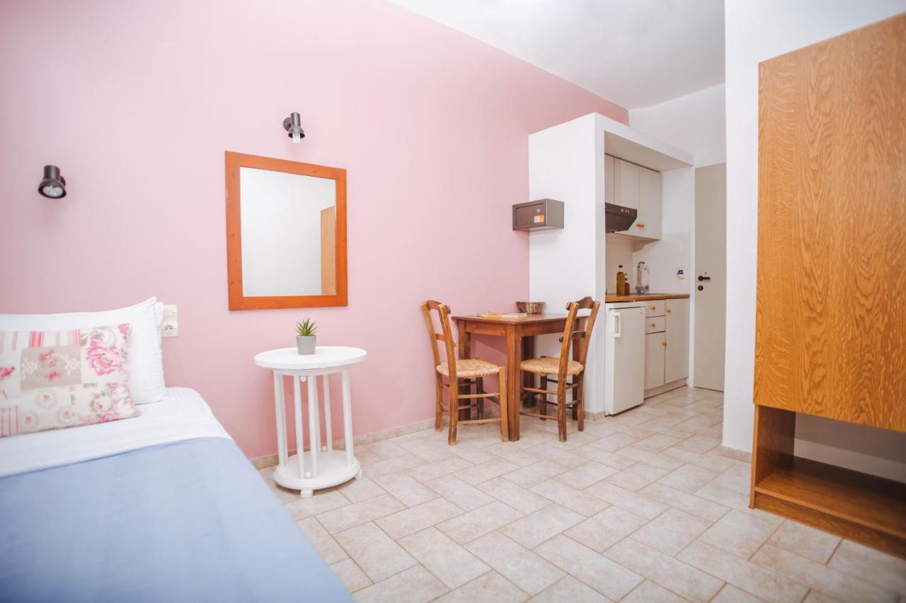 Aegean Apartments Hersonissos  Bagian luar foto