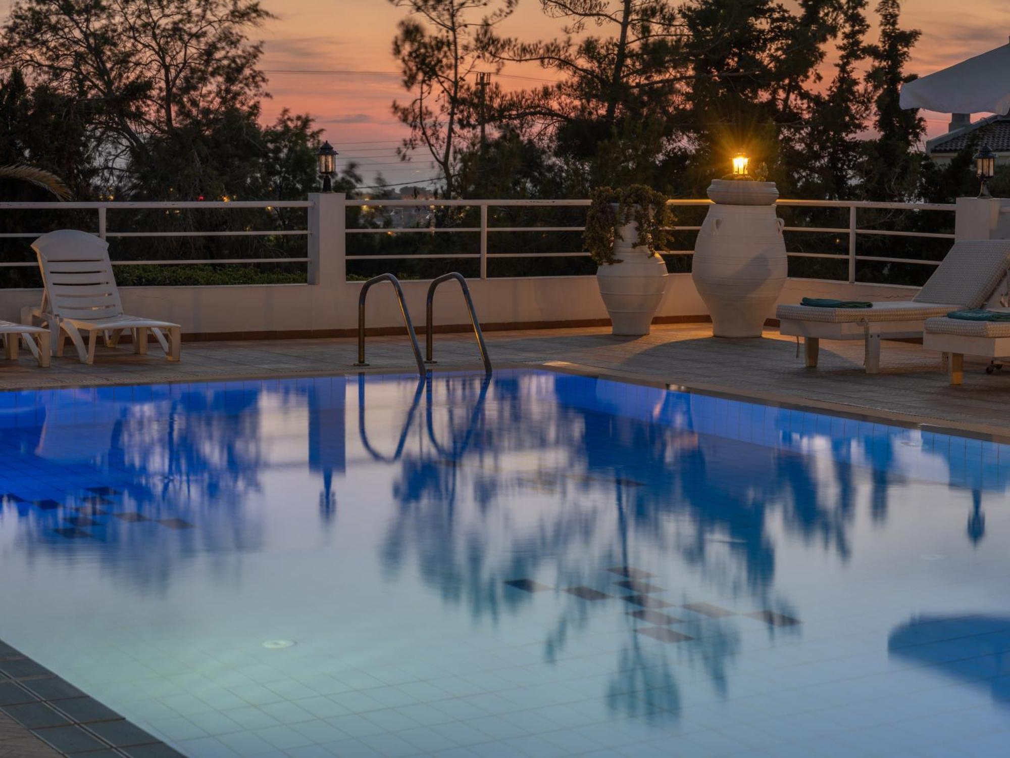 Aegean Apartments Hersonissos  Bagian luar foto