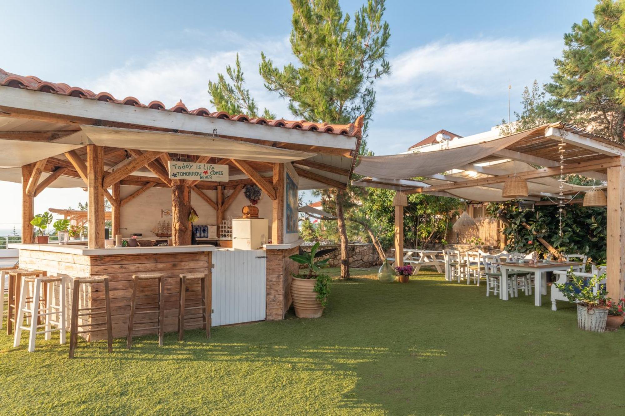 Aegean Apartments Hersonissos  Bagian luar foto